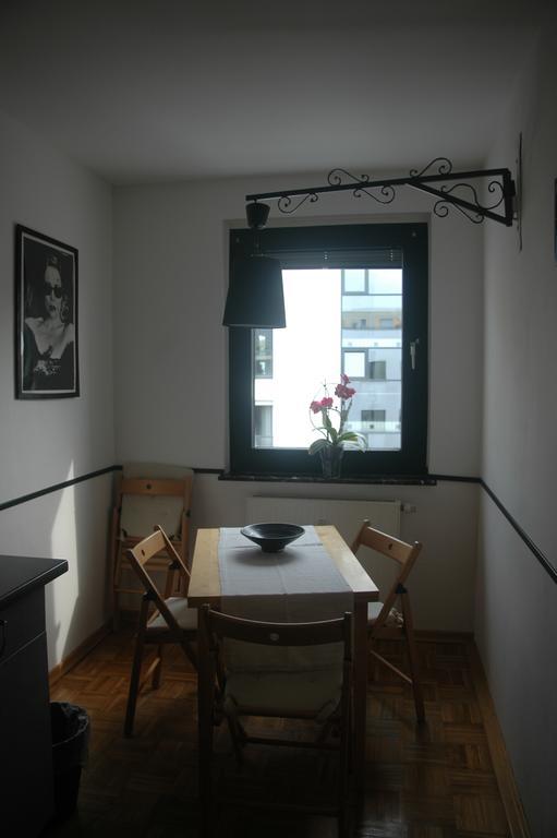 Koeln Appartement Ruang foto